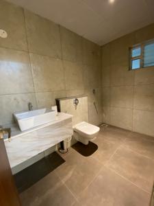 Project Image of 1525.0 - 1985.0 Sq.ft 3 BHK Apartment for buy in TG Iconic