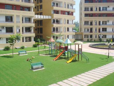 Project Image of 0.0 - 2150.0 Sq.ft 3 BHK Apartment for buy in Jamuna Apartments
