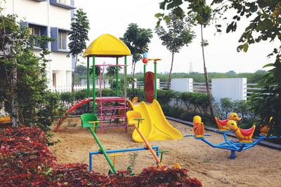Project Image of 607.0 - 1042.0 Sq.ft Residential Plot Plot for buy in VGN Windsor Park Ph 4