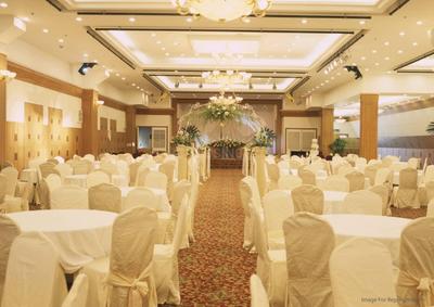 Project Image of 784 Sq.ft 2 BHK Apartment / Flat for sale in Kandivali West for Rs. 18500000
