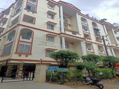 Project Image of 1100.0 - 1200.0 Sq.ft 2 BHK Apartment for buy in Lotus Flora Apartment