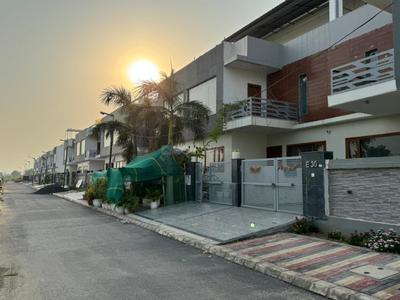 Project Image of 840.0 - 1831.0 Sq.ft 2 BHK Builder Floor for buy in Wave Builder Floors