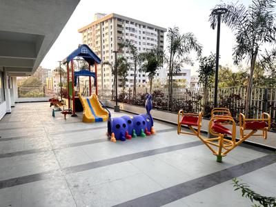 Project Image of 910.0 - 992.0 Sq.ft 2 BHK Apartment for buy in Omkar Towers