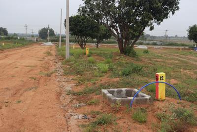 Building True Grande Commercial B Block Plot 1