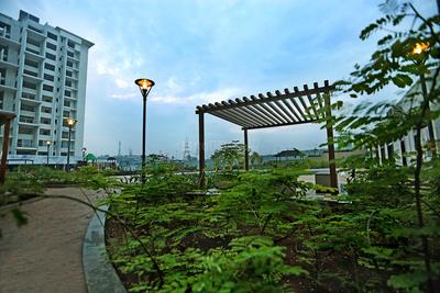 Project Image of 710.96 - 916.98 Sq.ft 2 BHK Apartment for buy in Pharande L Axis Phase II Cluster B