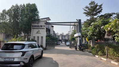 Project Image of 1721.0 - 2446.0 Sq.ft 3 BHK Villa for buy in Bungalow 71