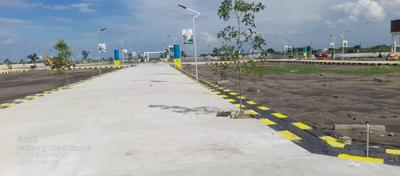 Project Image of 1306.8 - 2613.6 Sq.ft Residential Plot Plot for buy in VIP Emerald