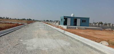 Project Image of 1159.81 - 18389.82 Sq.ft Residential Plot Plot for buy in Mahathi Highway Meadows