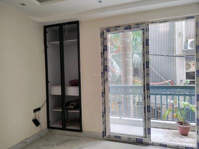 Bedroom Image of 800 Sq.ft 2 BHK Apartment / Flat for sale in Chhattarpur New Delhi for Rs. 5900000
