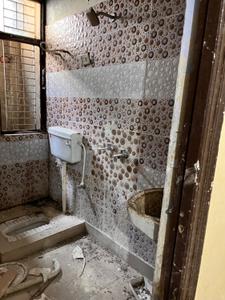 Bathroom Image of 945 Sq.ft 3 BHK Apartment / Flat for sale in Govindpuram Ghaziabad for Rs. 2400000