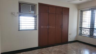 Bedroom Image of 999 Sq.ft 2 BHK Apartment / Flat for sale in Hiranandani Meadows, Thane West Thane for Rs. 19500000
