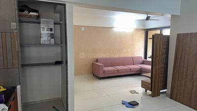 Living Room Image of 1696 Sq.ft 3 BHK Apartment / Flat for rent in Pushp Mahadev, New Maninagar Ahmedabad for Rs. 30000