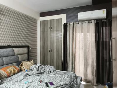 Bedroom Image of 915 Sq.ft 2 BHK Apartment / Flat for sale in Panchsheel Greens 2, Noida Extension Greater Noida for Rs. 7500000