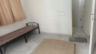 Bedroom Image of 750 Sq.ft 2 BHK Independent House for rent in Shivaji Nagar Pune for Rs. 45000
