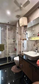 Bathroom Image of 2700 Sq.ft 4 BHK Builder Floor for rent in New Friends Colony New Delhi for Rs. 200000