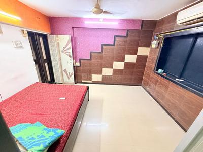 Bedroom Image of 275 Sq.ft 1 RK Apartment / Flat for rent in Sai Darshan CHS, Andheri East Mumbai for Rs. 24000