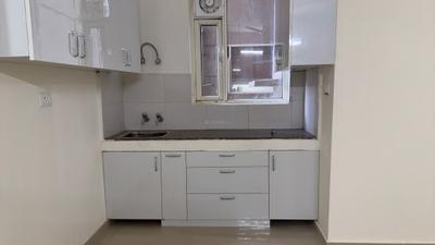 Kitchen Image of 701 Sq.ft 2 BHK Apartment / Flat for rent in Pyramid Elite, Sector 86 Gurgaon for Rs. 18233
