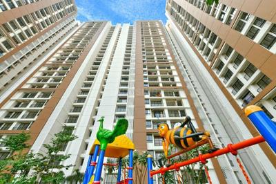 Image of 719 Sq.ft 1.5 BHK Apartment / Flat for sale in Runwal Gardens Phase 2 Bldg no 18 23, Dombivli East, Thane for Rs. 6600000