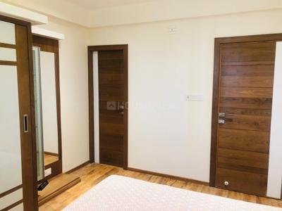 Bedroom Image of 1300 Sq.ft 2 BHK Apartment / Flat for rent in Shivshakti Royal Glory, Vaishno Devi Circle Ahmedabad for Rs. 25000