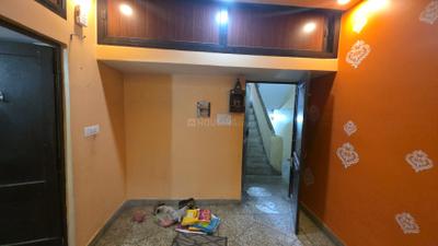 Living Room Image of 400 Sq.ft 1 BHK Apartment / Flat for rent in Pitampura New Delhi for Rs. 19500