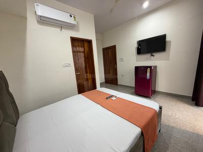 Bedroom Image of Urbanroomz Coliving PG opposite to Sec 51 Mall in Sector 52, Gurgaon