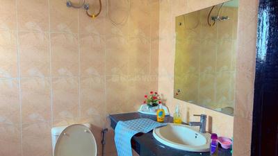 Bathroom Image of 1525 Sq.ft 2 BHK Apartment / Flat for rent in Govind Vihar Dehradun for Rs. 32000