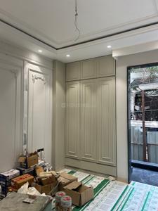 Bedroom Image of 1250 Sq.ft 3 BHK Builder Floor for sale in Vivek Vihar New Delhi for Rs. 25000000