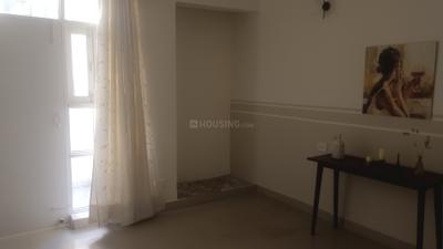 Bedroom Image of 1700 Sq.ft 3 BHK Apartment / Flat for sale in Cosmos Golden Heights, Crossings Republik Ghaziabad for Rs. 10800000