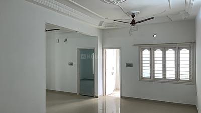 Living Room Image of 1823 Sq.ft 3 BHK Apartment / Flat for rent in Jodhpur Ahmedabad for Rs. 28000