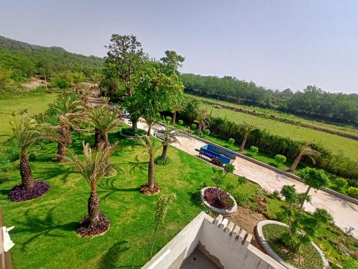 DLF Hyde Park Plot Main Image 1