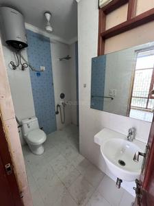 Bathroom Image of 2350 Sq.ft 3 BHK Builder Floor for rent in Sector 46 Gurgaon for Rs. 55000