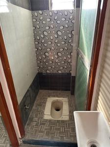 Bathroom Image of 1000 Sq.ft 1 BHK Builder Floor for rent in Dighori Nagpur for Rs. 10500