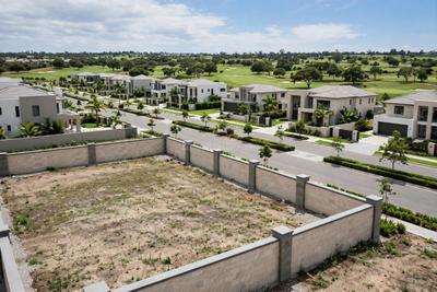 Image of 350 Sq.ft Residential Plot / Land for sale in Greenbay Golf Village, Yeida, Greater Noida for Rs. 31500000