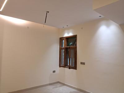 Bedroom Image of 1250 Sq.ft 3 BHK Apartment / Flat for sale in Paschim Vihar New Delhi for Rs. 21000000