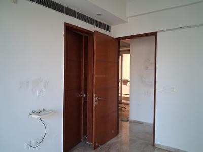Bedroom Image of 2500 Sq.ft 3 BHK Apartment / Flat for sale in Mahagun Mezzaria, Sector 78 Noida for Rs. 42500000