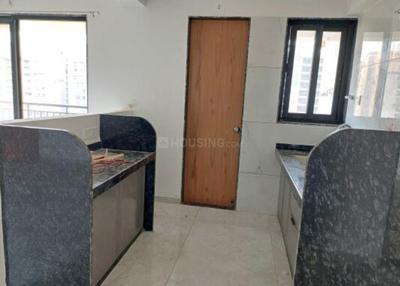 Kitchen Image of 1250 Sq.ft 2 BHK Apartment / Flat for rent in Sumerru Sky Leaf, Jahangirabad Surat for Rs. 18000