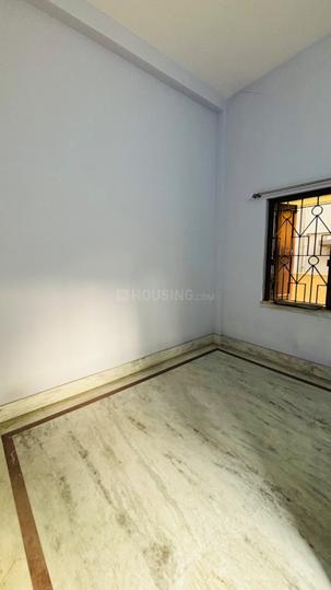 Bedroom Image of 750 Sq.ft 2 BHK Builder Floor for rent in Behala Chowrasta Kolkata for Rs. 14000