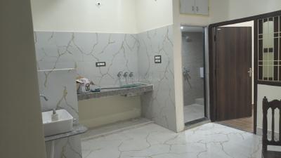 Living Room Image of 700 Sq.ft 2 BHK Builder Floor for rent in Jaiprakash Nagar Muzaffarpur for Rs. 9000