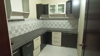 Kitchen Image of 1150 Sq.ft 2 BHK Apartment / Flat for rent in Mahmoorganj Varanasi for Rs. 20000