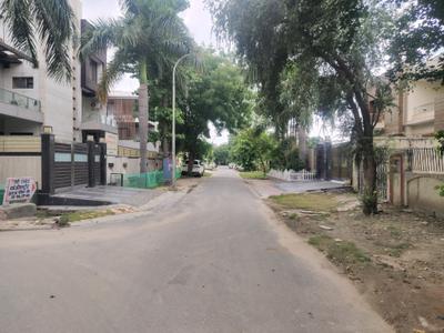 Image of 350 Sq.ft Residential Plot / Land for sale in Gulistanpur, Greater Noida for Rs. 41000000