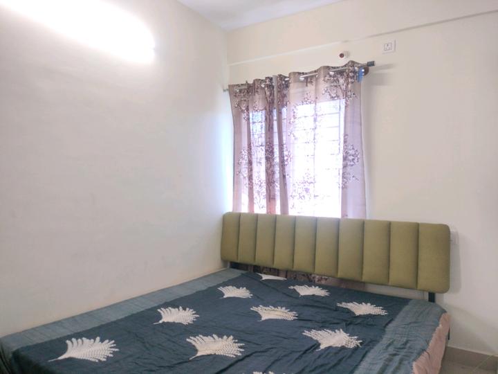 Crown crest Bedroom 1