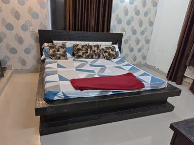 Bedroom Image of 1275 Sq.ft 2 BHK Apartment / Flat for rent in Rohtas Plumeria Homes, Gomti Nagar Lucknow for Rs. 35000