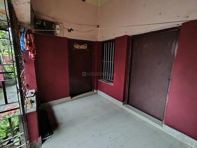 Balcony Image of 850 Sq.ft 2 BHK Independent House for rent in Dhakuria Kolkata for Rs. 9000