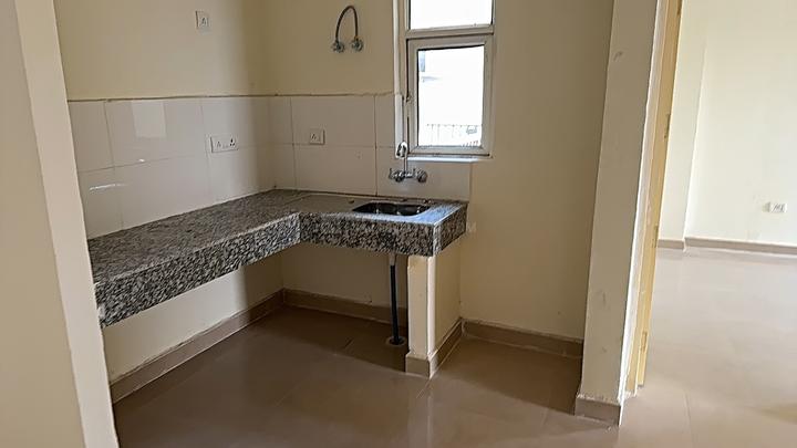 GLS South Avenue Main Image 1