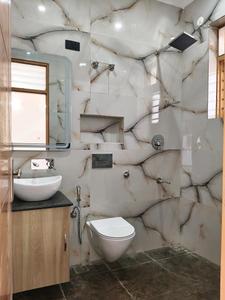 HUDA Plot Sector 42 Common Bathroom 4