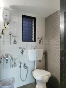 Common Bathroom Image of 725 Sq.ft 1 BHK Apartment / Flat for sale in Vasai East Vasai for Rs. 4650000