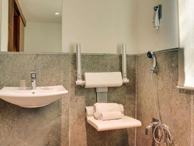 Bathroom Image of Singnature PG in Sector 45, Gurgaon