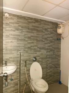 Common Bathroom Image of 918 Sq.ft 1.5 BHK Apartment / Flat for sale in Palava Phase 2 Thane for Rs. 4200000