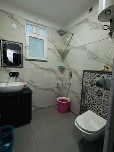 Bathroom Image of 485 Sq.ft 1.5 BHK Apartment / Flat for rent in Tapovan Rishikesh for Rs. 30000