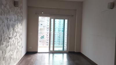 Bedroom Image of 1250 Sq.ft 2 BHK Apartment / Flat for rent in Mahagun Moderne, Sector 78 Noida for Rs. 36000